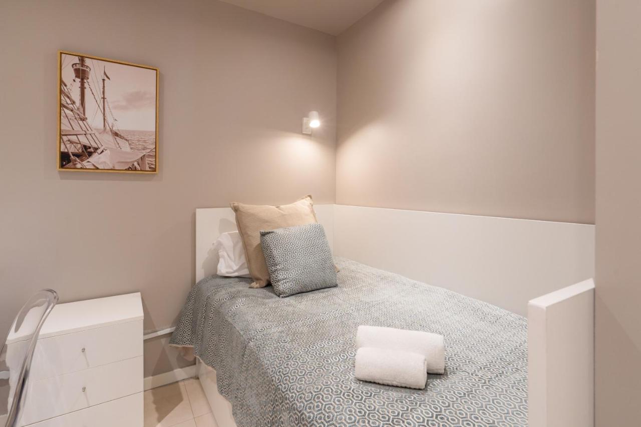 Carolina Roomy & Modern Apartment OOporto Extérieur photo