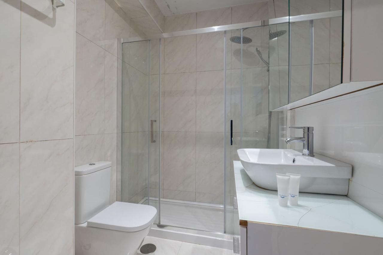 Carolina Roomy & Modern Apartment OOporto Extérieur photo